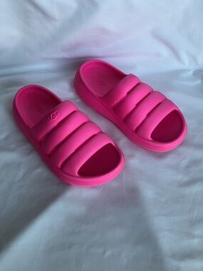 Ugg Hot Pink Sandals